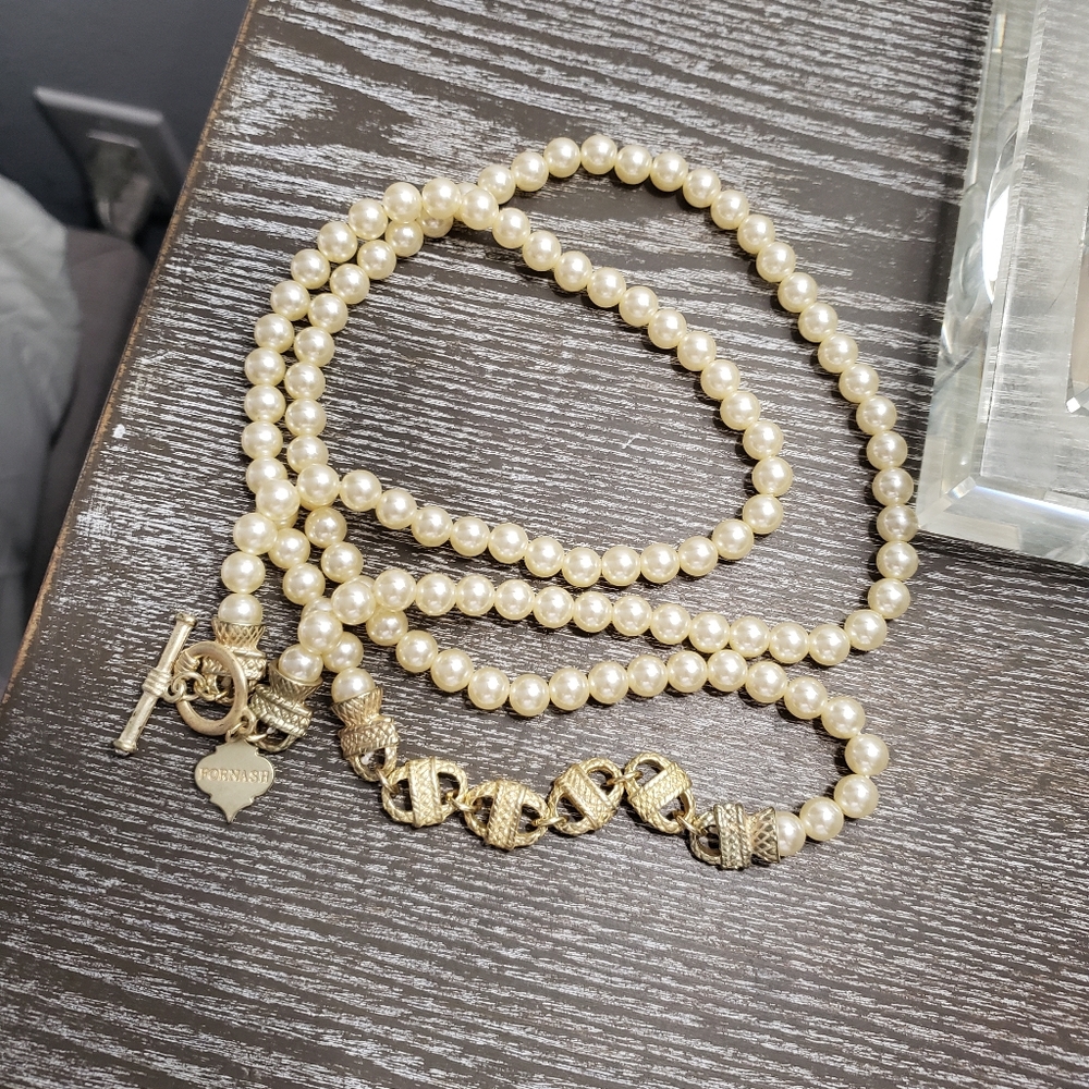 Formash Faux Pearl Necklace